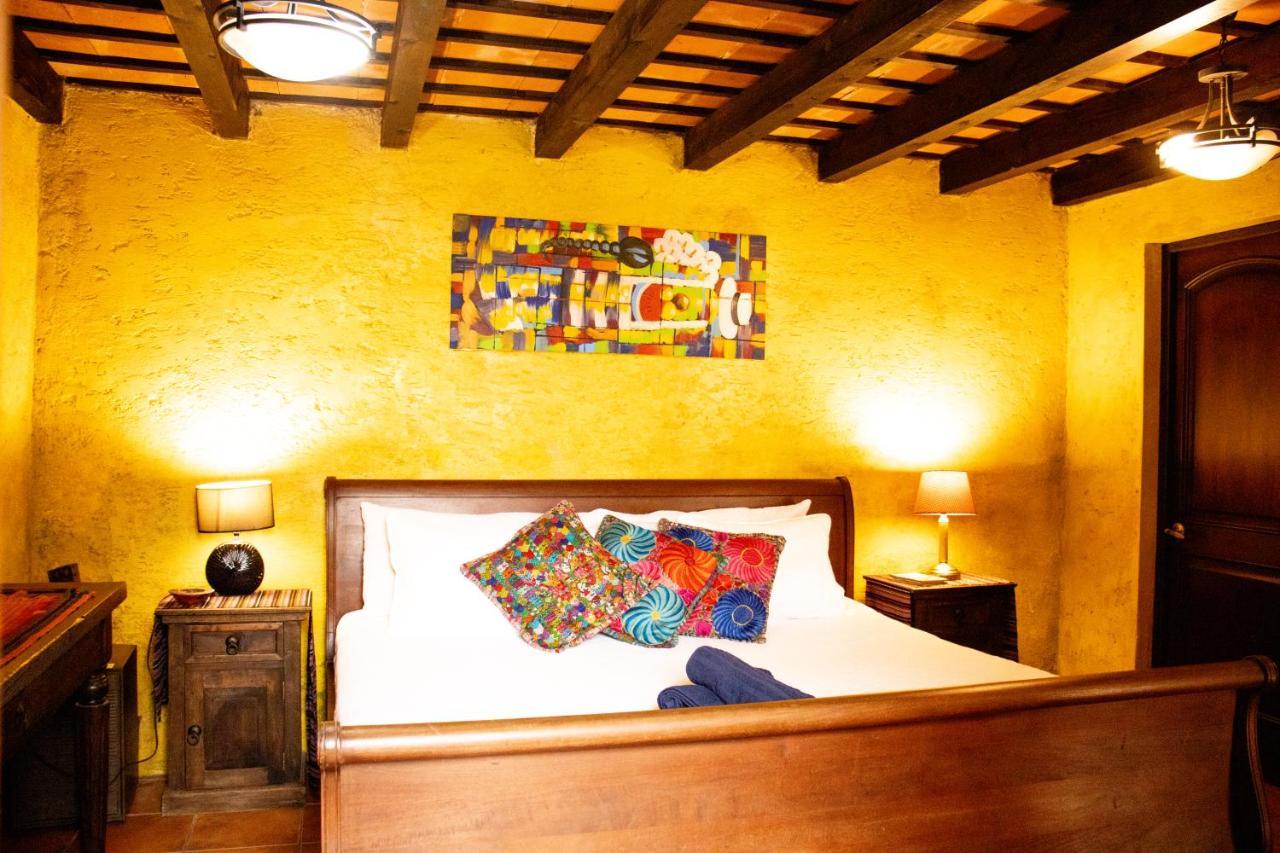 Casa Quetzalli Centro Historico Antigua Bagian luar foto
